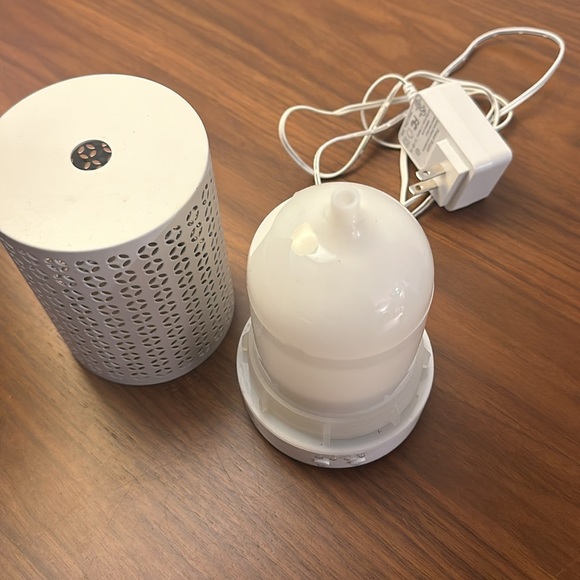 Aromatherapy Diffuser - Picture 3 of 4